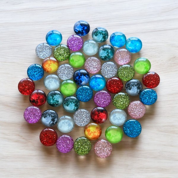 Cabochon Mix 16mm - 50 pieces in one box