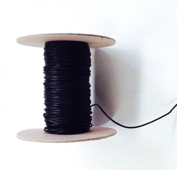 Leather strap black 1 mm, round – Kangaroo leather – 1 meter –